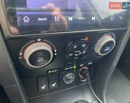 Серый Мазда 3, объемом двигателя 1.6 л и пробегом 282 тыс. км за 4600 $, фото 3 на Automoto.ua