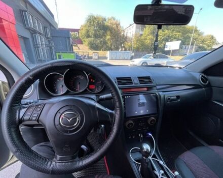 Сірий Мазда 3, об'ємом двигуна 1.6 л та пробігом 315 тис. км за 4290 $, фото 7 на Automoto.ua