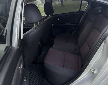 Серый Мазда 3, объемом двигателя 1.6 л и пробегом 300 тыс. км за 5400 $, фото 17 на Automoto.ua