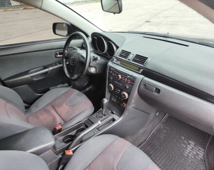 Серый Мазда 3, объемом двигателя 1.6 л и пробегом 250 тыс. км за 4000 $, фото 5 на Automoto.ua