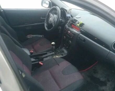 Сірий Мазда 3, об'ємом двигуна 1.6 л та пробігом 300 тис. км за 1900 $, фото 4 на Automoto.ua
