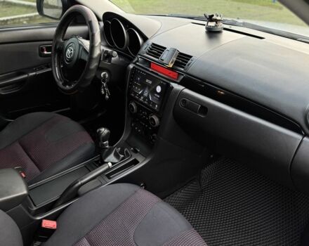 Серый Мазда 3, объемом двигателя 1.6 л и пробегом 300 тыс. км за 5400 $, фото 18 на Automoto.ua