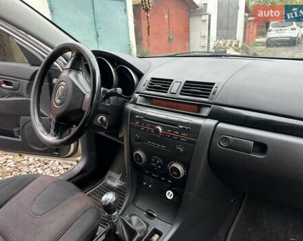Сірий Мазда 3, об'ємом двигуна 1.6 л та пробігом 301 тис. км за 2750 $, фото 27 на Automoto.ua