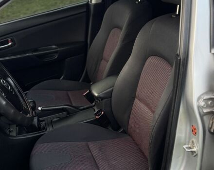 Серый Мазда 3, объемом двигателя 1.6 л и пробегом 300 тыс. км за 5400 $, фото 14 на Automoto.ua