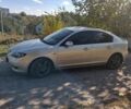 Сірий Мазда 3, об'ємом двигуна 1.6 л та пробігом 285 тис. км за 3901 $, фото 3 на Automoto.ua
