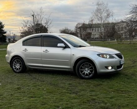 Серый Мазда 3, объемом двигателя 1.6 л и пробегом 300 тыс. км за 5400 $, фото 1 на Automoto.ua