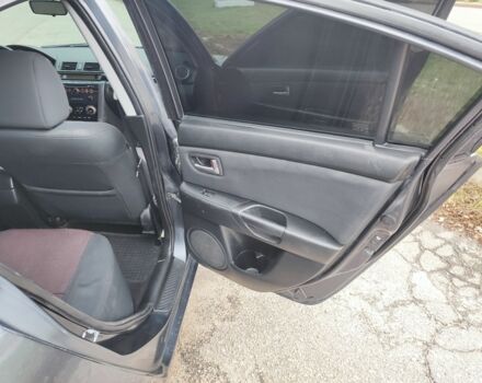 Серый Мазда 3, объемом двигателя 1.6 л и пробегом 250 тыс. км за 4000 $, фото 7 на Automoto.ua