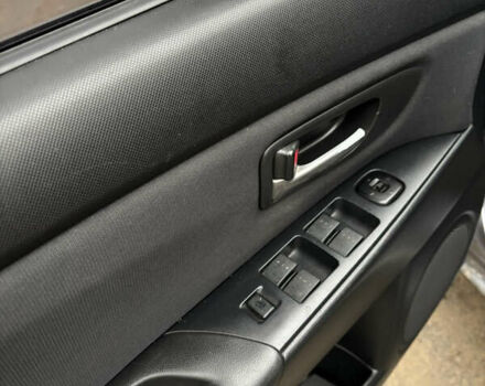 Серый Мазда 3, объемом двигателя 1.6 л и пробегом 297 тыс. км за 4300 $, фото 7 на Automoto.ua