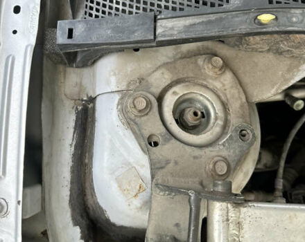 Сірий Мазда 3, об'ємом двигуна 2 л та пробігом 310 тис. км за 3900 $, фото 33 на Automoto.ua