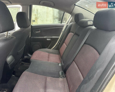 Сірий Мазда 3, об'ємом двигуна 1.6 л та пробігом 301 тис. км за 2750 $, фото 22 на Automoto.ua