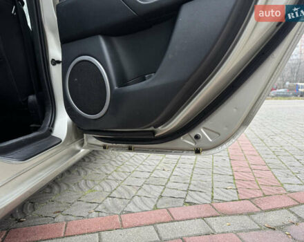 Серый Мазда 3, объемом двигателя 1.6 л и пробегом 165 тыс. км за 5000 $, фото 15 на Automoto.ua