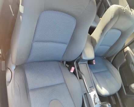 Сірий Мазда 3, об'ємом двигуна 1.6 л та пробігом 183 тис. км за 5500 $, фото 14 на Automoto.ua