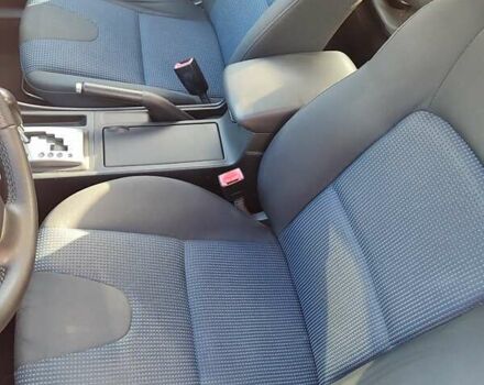Сірий Мазда 3, об'ємом двигуна 1.6 л та пробігом 183 тис. км за 5500 $, фото 12 на Automoto.ua