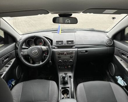Серый Мазда 3, объемом двигателя 1.6 л и пробегом 310 тыс. км за 4400 $, фото 9 на Automoto.ua