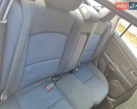 Сірий Мазда 3, об'ємом двигуна 1.6 л та пробігом 183 тис. км за 5500 $, фото 10 на Automoto.ua