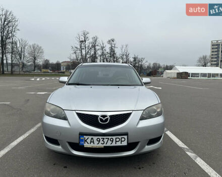 Серый Мазда 3, объемом двигателя 1.6 л и пробегом 127 тыс. км за 4900 $, фото 1 на Automoto.ua