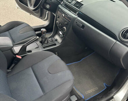 Серый Мазда 3, объемом двигателя 1.6 л и пробегом 127 тыс. км за 4900 $, фото 10 на Automoto.ua