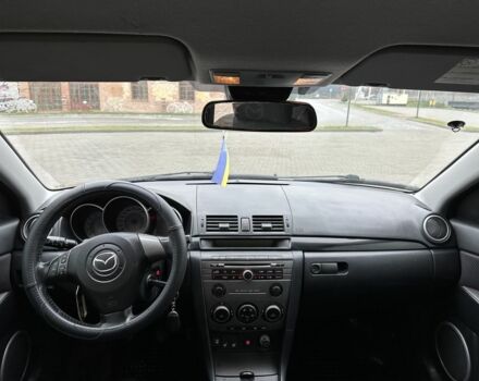 Серый Мазда 3, объемом двигателя 1.6 л и пробегом 310 тыс. км за 4400 $, фото 8 на Automoto.ua