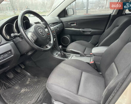 Серый Мазда 3, объемом двигателя 1.6 л и пробегом 165 тыс. км за 5000 $, фото 9 на Automoto.ua