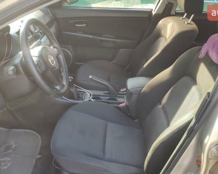 Серый Мазда 3, объемом двигателя 1.6 л и пробегом 241 тыс. км за 3300 $, фото 11 на Automoto.ua