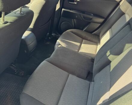 Серый Мазда 3, объемом двигателя 1.6 л и пробегом 270 тыс. км за 4500 $, фото 6 на Automoto.ua