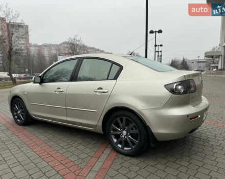 Серый Мазда 3, объемом двигателя 1.6 л и пробегом 165 тыс. км за 5000 $, фото 3 на Automoto.ua