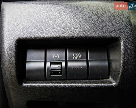 Сірий Мазда 3, об'ємом двигуна 2 л та пробігом 178 тис. км за 5200 $, фото 11 на Automoto.ua