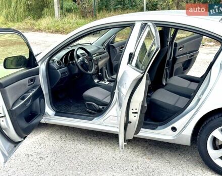 Серый Мазда 3, объемом двигателя 2 л и пробегом 214 тыс. км за 4450 $, фото 18 на Automoto.ua