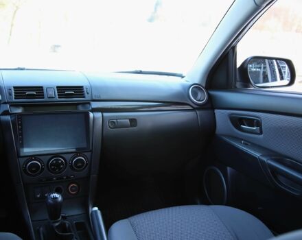 Серый Мазда 3, объемом двигателя 1.6 л и пробегом 178 тыс. км за 5200 $, фото 12 на Automoto.ua