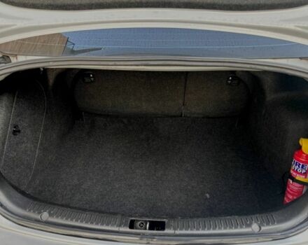 Сірий Мазда 3, об'ємом двигуна 1.6 л та пробігом 162 тис. км за 4800 $, фото 11 на Automoto.ua