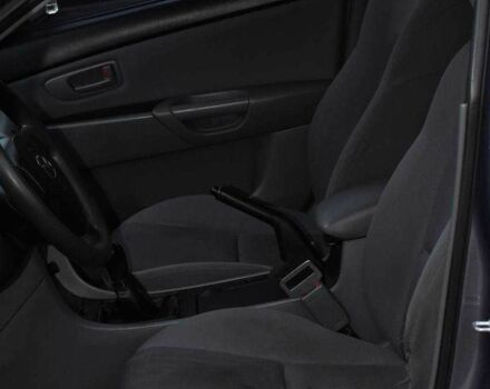 Серый Мазда 3, объемом двигателя 1.6 л и пробегом 180 тыс. км за 3850 $, фото 7 на Automoto.ua