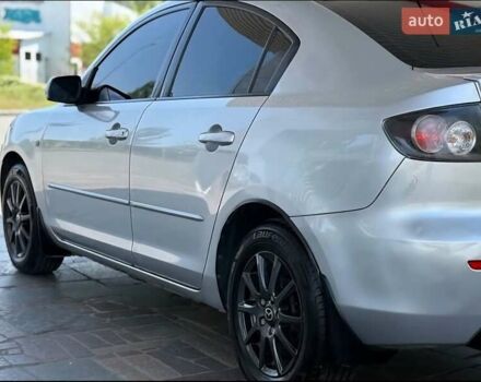 Серый Мазда 3, объемом двигателя 1.6 л и пробегом 135 тыс. км за 6400 $, фото 3 на Automoto.ua