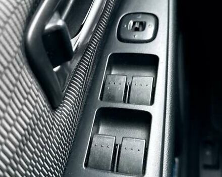 Сірий Мазда 3, об'ємом двигуна 1.6 л та пробігом 278 тис. км за 4890 $, фото 8 на Automoto.ua