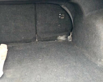 Сірий Мазда 3, об'ємом двигуна 1.6 л та пробігом 212 тис. км за 2800 $, фото 11 на Automoto.ua