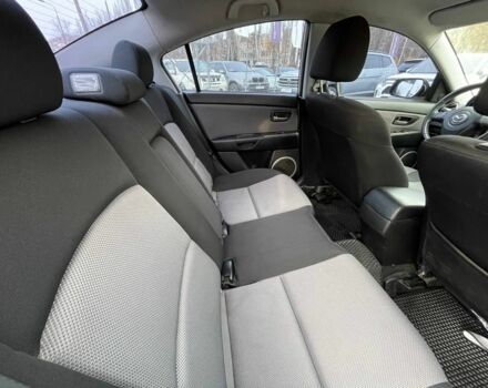 Серый Мазда 3, объемом двигателя 2 л и пробегом 184 тыс. км за 5400 $, фото 20 на Automoto.ua