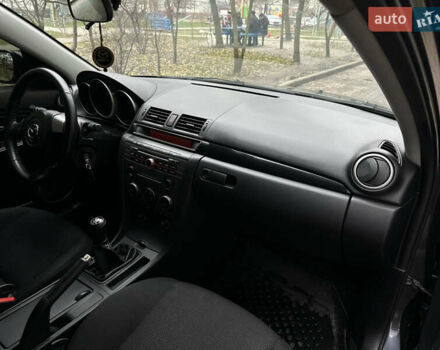 Сірий Мазда 3, об'ємом двигуна 2 л та пробігом 189 тис. км за 4750 $, фото 15 на Automoto.ua