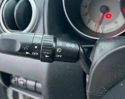 Сірий Мазда 3, об'ємом двигуна 1.6 л та пробігом 305 тис. км за 5940 $, фото 23 на Automoto.ua