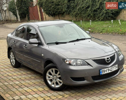Серый Мазда 3, объемом двигателя 1.6 л и пробегом 178 тыс. км за 5800 $, фото 3 на Automoto.ua