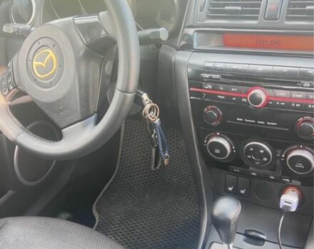 Сірий Мазда 3, об'ємом двигуна 1.6 л та пробігом 203 тис. км за 5300 $, фото 3 на Automoto.ua