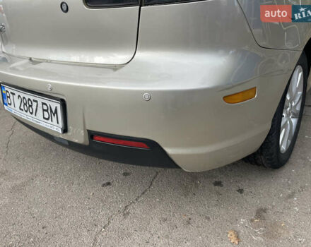 Серый Мазда 3, объемом двигателя 1.6 л и пробегом 170 тыс. км за 5200 $, фото 9 на Automoto.ua