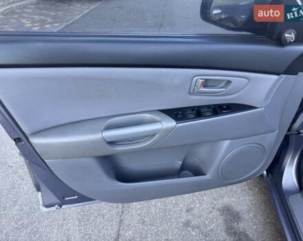 Сірий Мазда 3, об'ємом двигуна 1.6 л та пробігом 200 тис. км за 3500 $, фото 11 на Automoto.ua