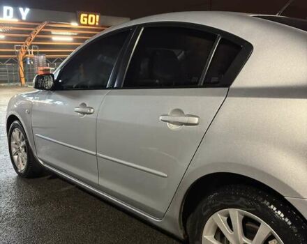 Сірий Мазда 3, об'ємом двигуна 1.6 л та пробігом 172 тис. км за 5600 $, фото 2 на Automoto.ua