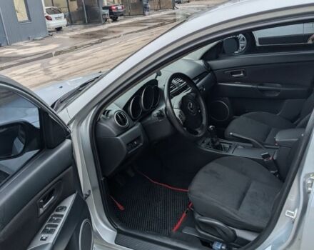 Серый Мазда 3, объемом двигателя 1.6 л и пробегом 200 тыс. км за 4900 $, фото 17 на Automoto.ua
