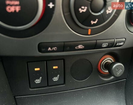 Сірий Мазда 3, об'ємом двигуна 2 л та пробігом 189 тис. км за 4750 $, фото 22 на Automoto.ua