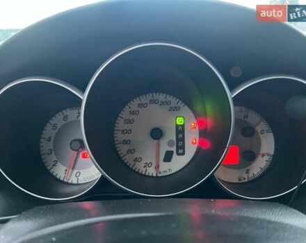 Серый Мазда 3, объемом двигателя 1.6 л и пробегом 305 тыс. км за 5940 $, фото 17 на Automoto.ua