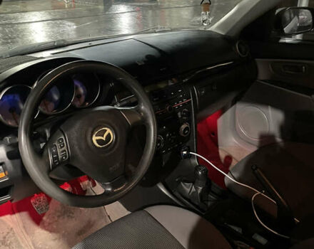 Сірий Мазда 3, об'ємом двигуна 1.6 л та пробігом 213 тис. км за 3500 $, фото 4 на Automoto.ua
