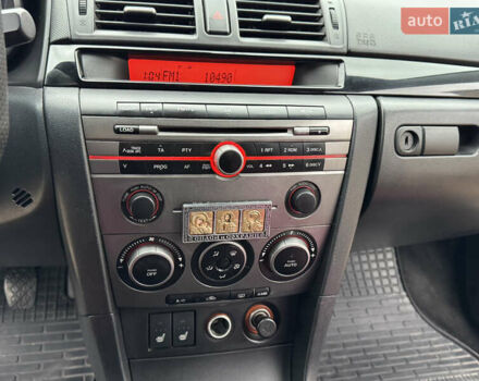 Серый Мазда 3, объемом двигателя 1.6 л и пробегом 178 тыс. км за 5800 $, фото 38 на Automoto.ua