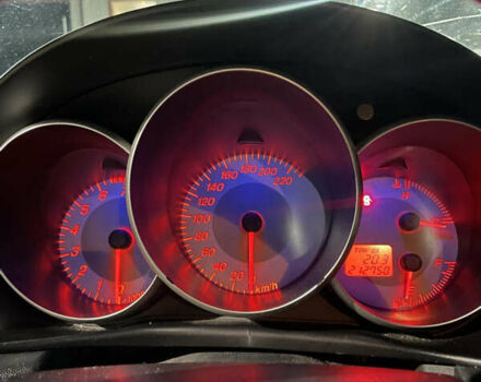 Сірий Мазда 3, об'ємом двигуна 1.6 л та пробігом 213 тис. км за 3500 $, фото 5 на Automoto.ua