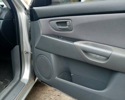 Сірий Мазда 3, об'ємом двигуна 1.6 л та пробігом 212 тис. км за 2800 $, фото 10 на Automoto.ua