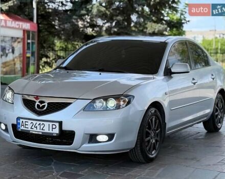 Серый Мазда 3, объемом двигателя 1.6 л и пробегом 135 тыс. км за 6400 $, фото 2 на Automoto.ua
